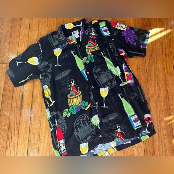 Mens Cherokee Waikiki Wear Wine Print Hawaiian Shirt Size Large - Picture 1 of 8